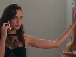 Gal Gadot - A Sexy Hommage à une déesse