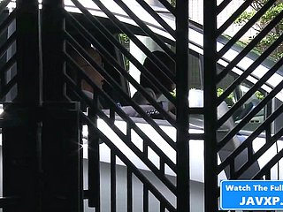 Hot MILF asiatique Fucked par son patron