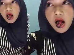 jilbab suka minum cum