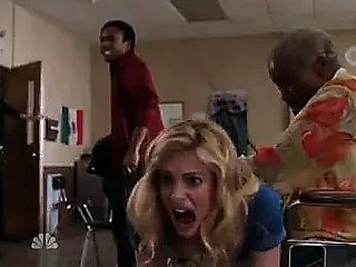 Gillian Jacobs- 커뮤니티