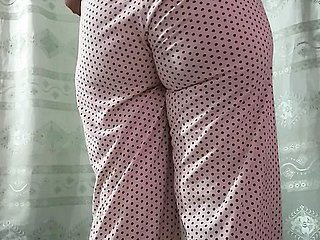 Karachi schattig meisje toont Hipe