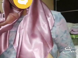 Pancut satin tudung