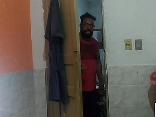 حامل لمس سيريكا/ماريانا استرادا.