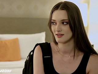 Sensasi Baru - Kesalahan Hostelry Mendapat ayam saya disedut dan kacau (Olivia Madison)