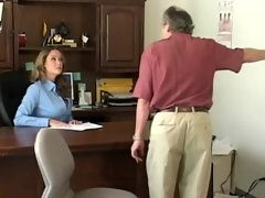 بوڑھے آدمی کی طرف سے spanked