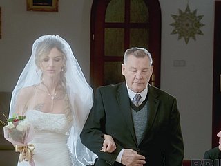 Pengantin baru berkahwin Olivia Glimmer memberikan kepala dan mendapat fucked