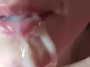 سے Une midget اور تالیف ejac ڈی اقوام متحدہ کے جوڑے شوکیا