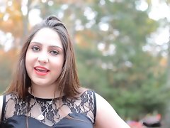 Bir Irklar arası Çift & # 039 dönüştü; ın Tuvalet