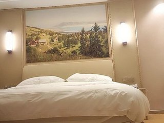 [Yidi Xunhua] Tối nay, chúng ta có hai người với một nữ thần có khuôn mặt nổi tiếng, một người mẫu và dáng người xinh đẹp, và họ phối hợp với nhau một cách hoàn hảo 1