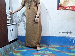 Fode a professora na casa dela
