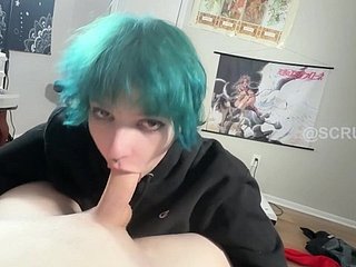 Emo Girl dùng cổ họng và bộ ngực khủng để vắt sữa 