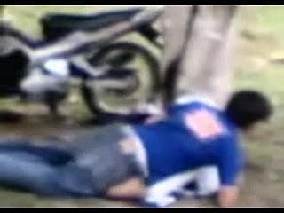 malay- tudung şipşak seks Bawah pokok