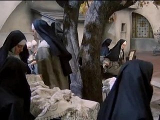 Bir manastırda rahibe 1973 DR3'ün Öyküsü