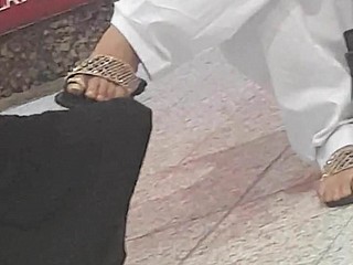प्यारा पाकिस्तानी किशोर, सुंदर पैर और faceshot