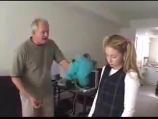STP5 딸은 그녀의 빌어 먹을 처벌을 사랑합니다!