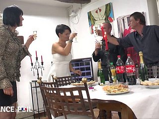 بدوره حزب الذكرى الفرنسية في منفذ