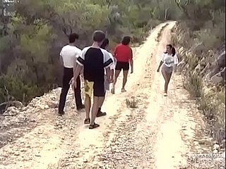Ganda Anal dan Gangbang dengan Ildico