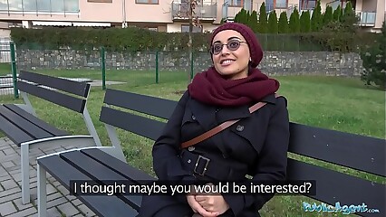 Public Agent Afghan beauty pays to fuck a big cock